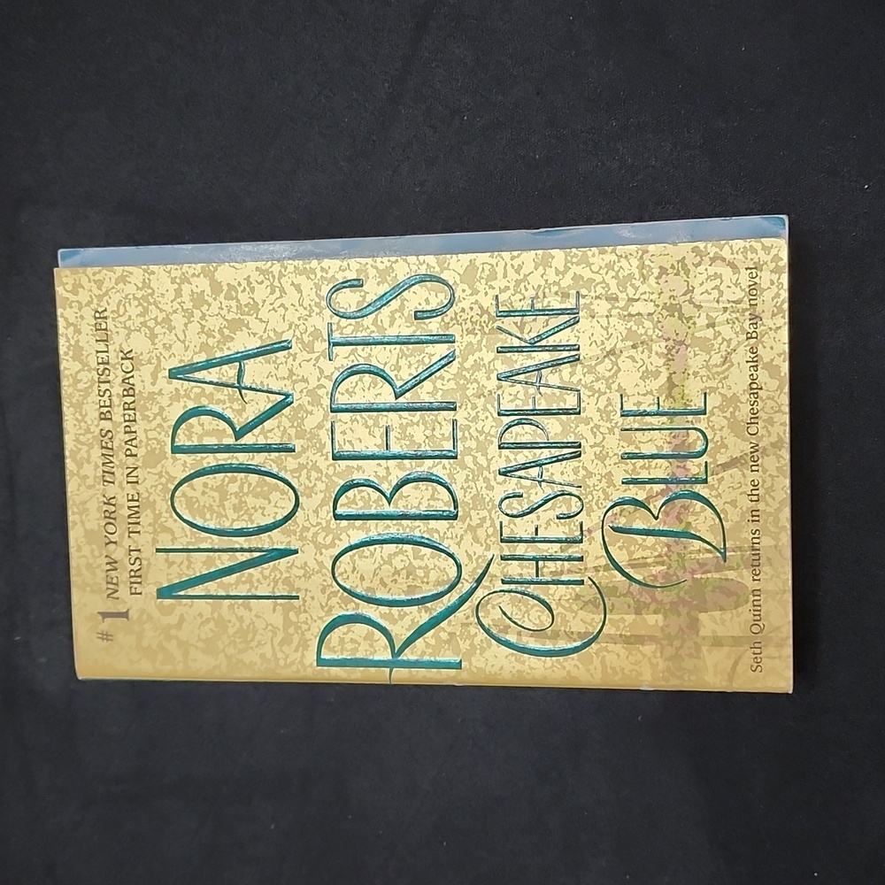 Nora Roberts #1 New York Times Best Selling Author. Book Chesapeake Blue